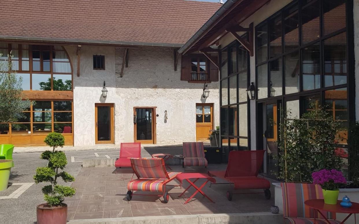 Le Domaine De Tizo Hotel Saint-Victor-de-Morestel Exterior foto