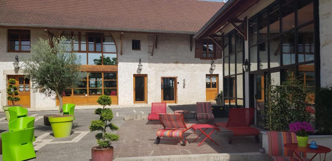 Le Domaine De Tizo Hotel Saint-Victor-de-Morestel Exterior foto